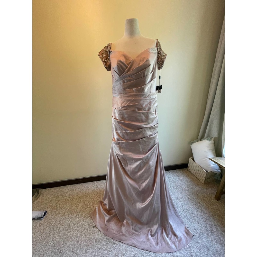 Off the Shoulder Beaded Satin Trumpet Gown Size 12
